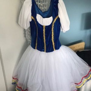 Dance costume
